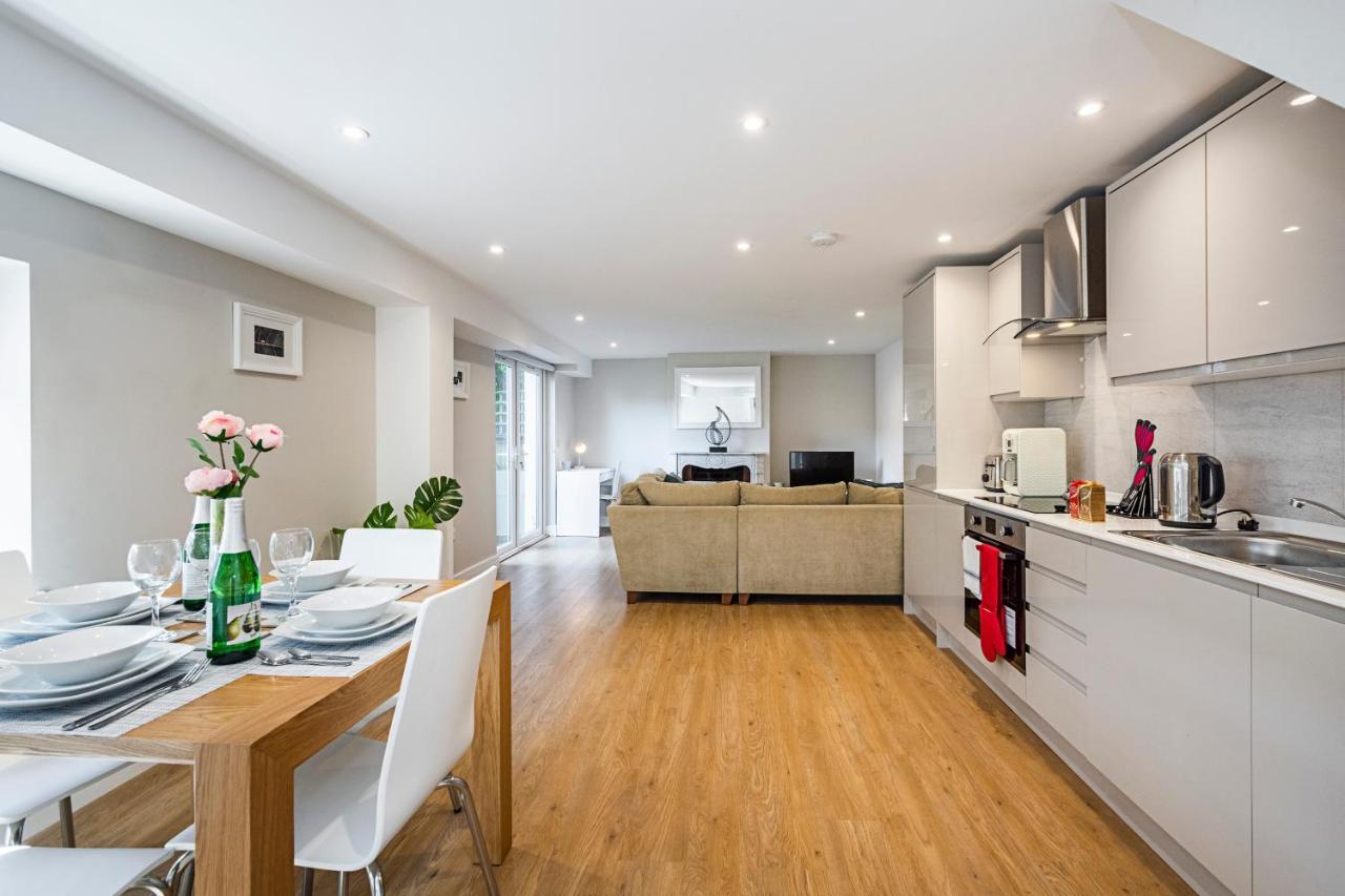 South Woodford 2 Bed En-Suite House Londra Exterior foto